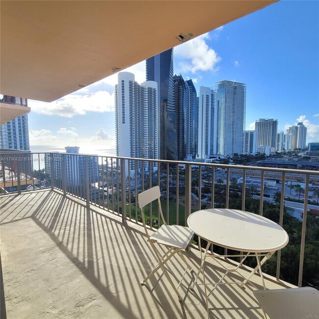 Foto del edificio - 210 174th St