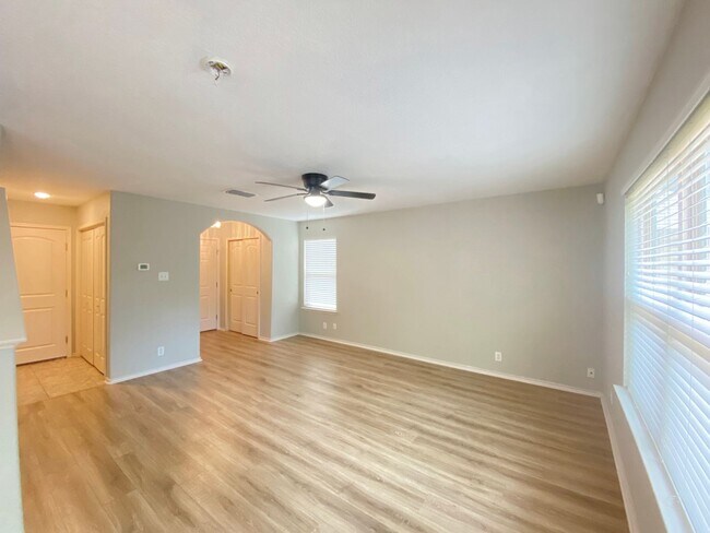 Foto del edificio - 7223 Summer Way