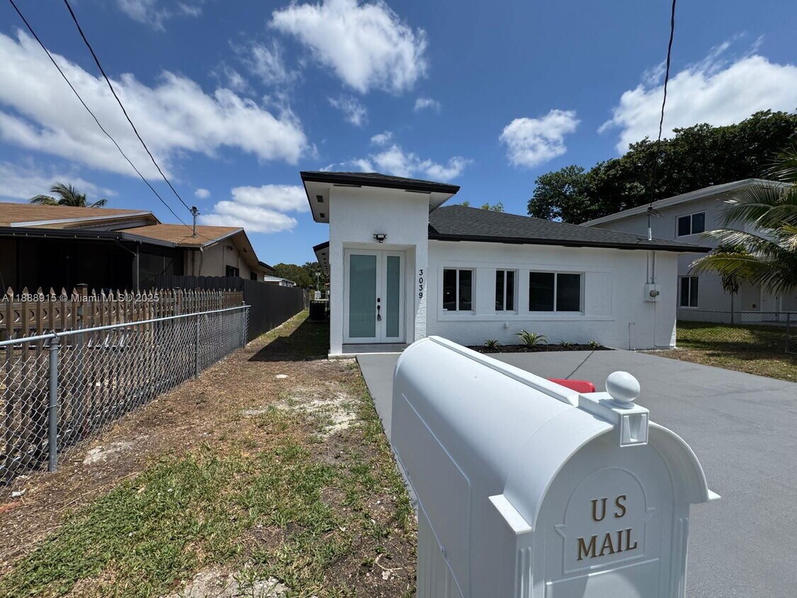 Foto principal - 3038 NW 51st Terrace