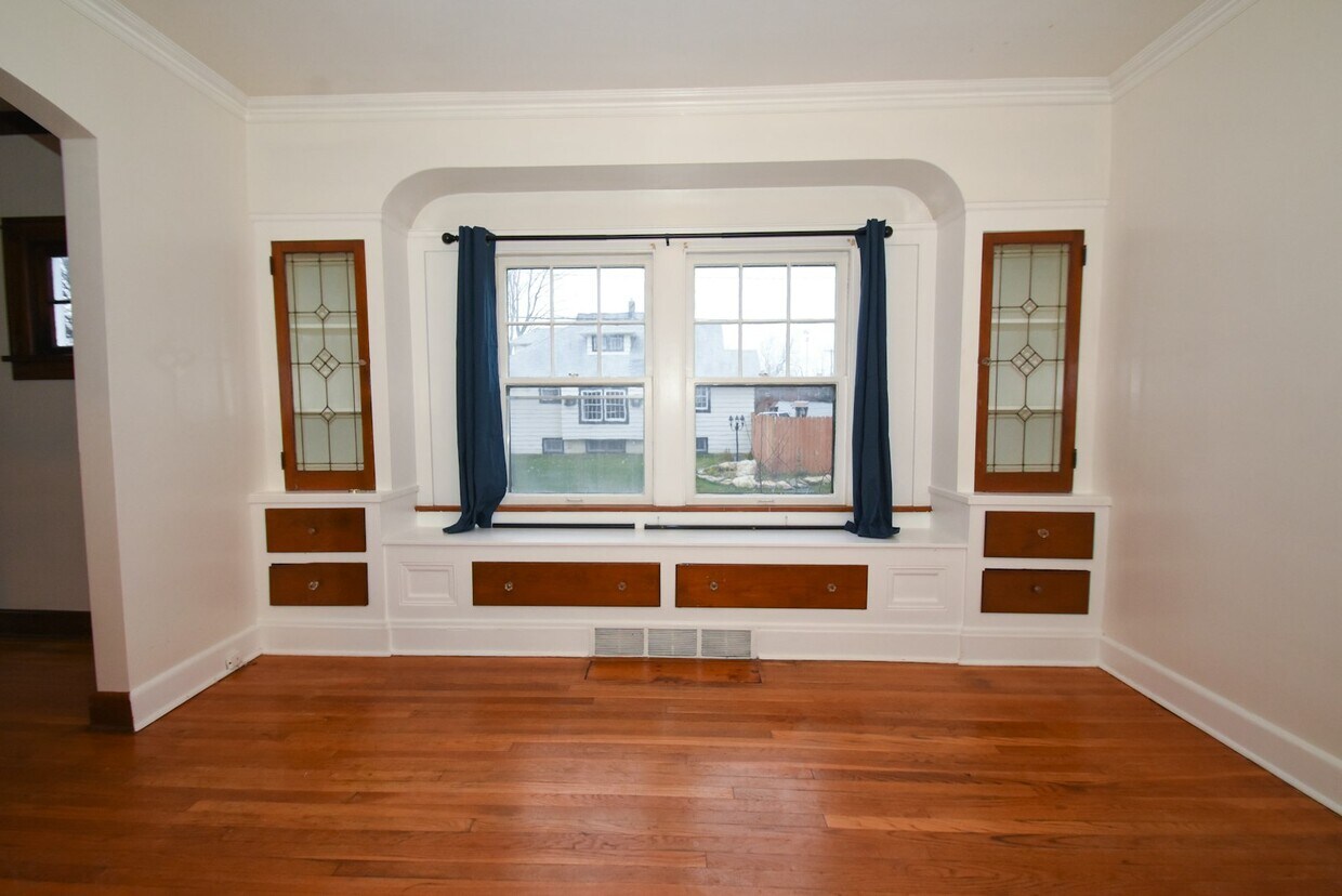 Foto principal - 18911 Locherie Ave