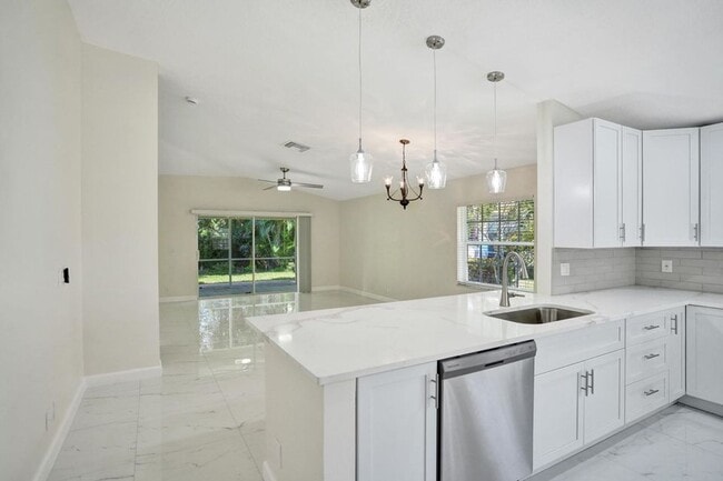 Photo - 5033 S La Sedona Cir House