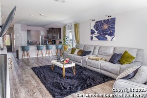 Building Photo - 234 Fernwood Dr