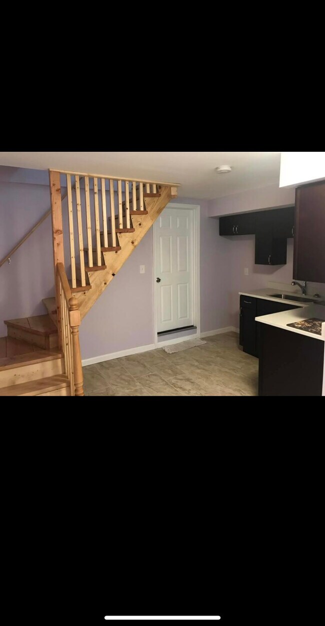 Foto del edificio - 1713 E Lafayette Ave