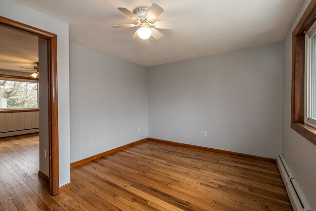 Foto del edificio - 4559 Makyes Rd
