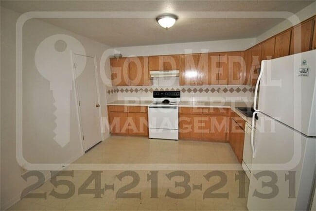 Foto del edificio - 1710 Aztec Trce