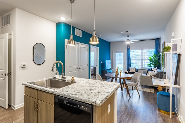 1BR, 1BA - 685SF (A1) - Mason Augusta