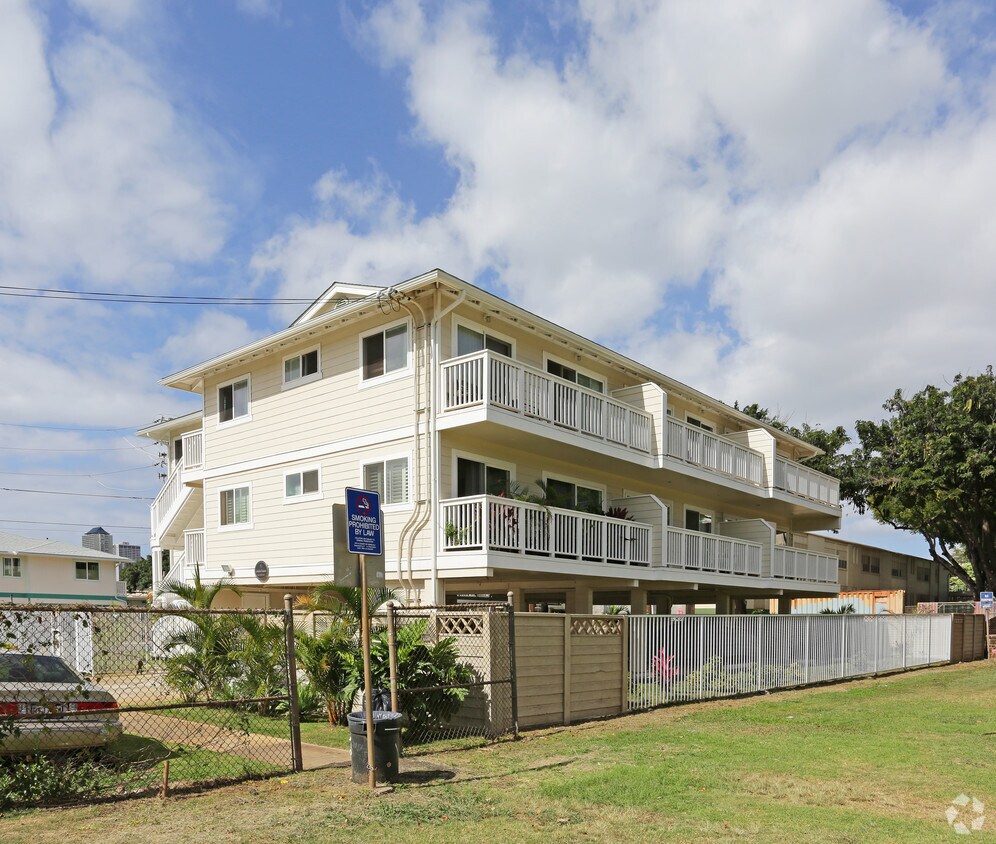 Foto del edificio - 2738 Leialoha Ave