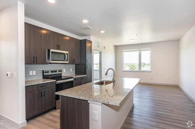 Building Photo - Railside at Wadsworth Station