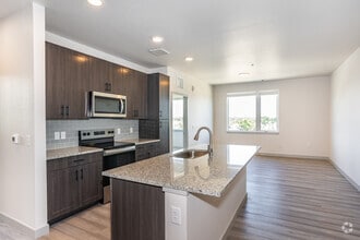 Building Photo - Railside at Wadsworth Station