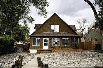 Building Photo - 2440 E Willamette Ave