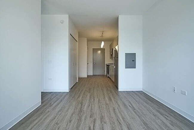 Foto del edificio - 801 W Van Buren St