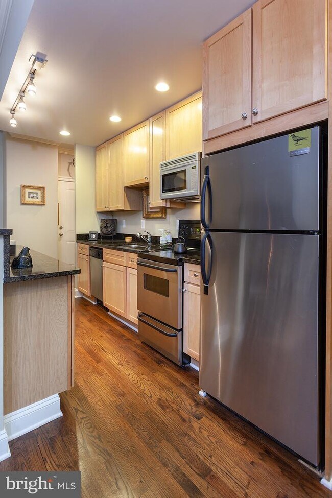 Foto del edificio - 1701 16th St NW