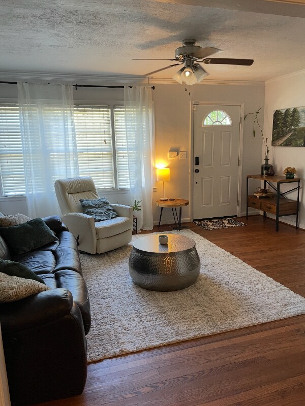 Foto del edificio - 1659 Dresden Dr NE