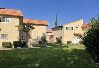 Building Photo - 43647 Stanridge Ave