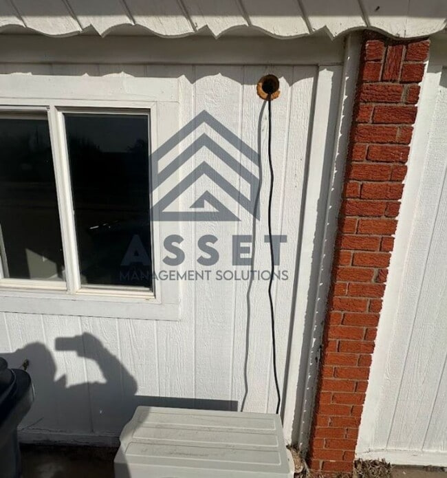 Photo - 4 Bedroom Home Available for Lease & Rent to Own!