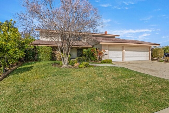 Building Photo - 32023 Wallington Ct