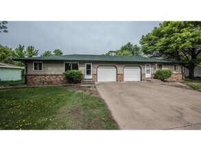Building Photo - 3901 9th Ln
