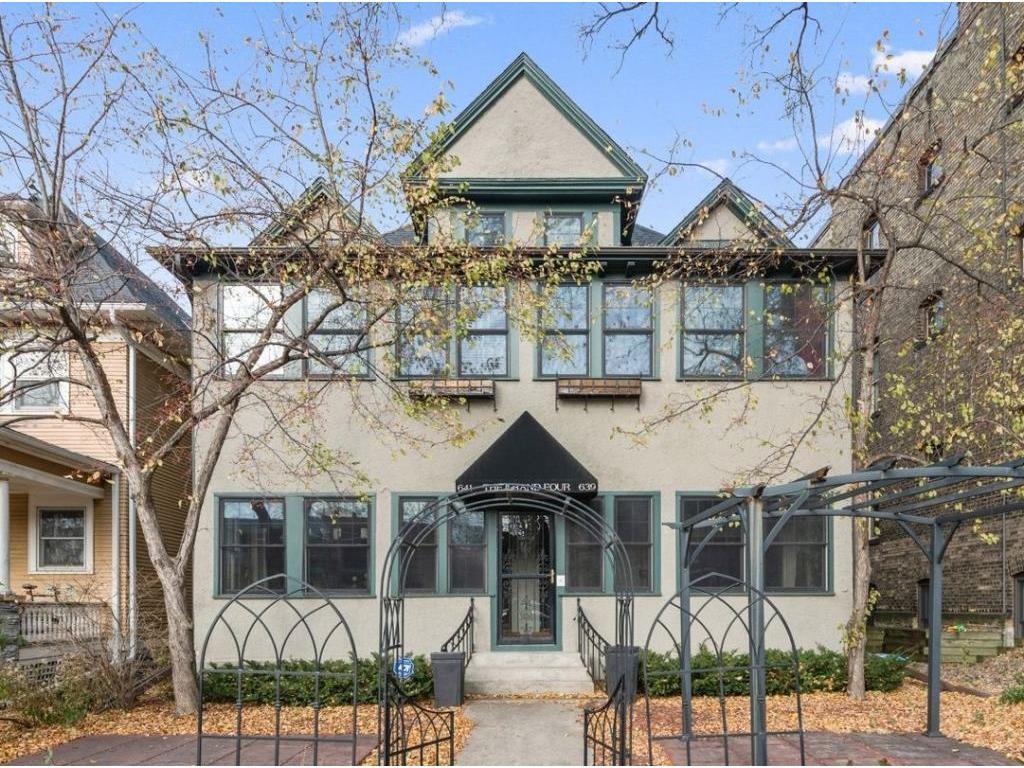 Foto principal - 639 Grand Ave