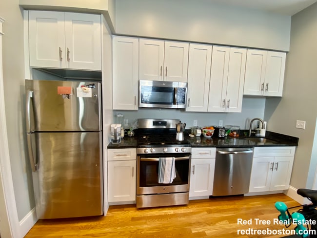 Building Photo - 405 S Huntington Ave