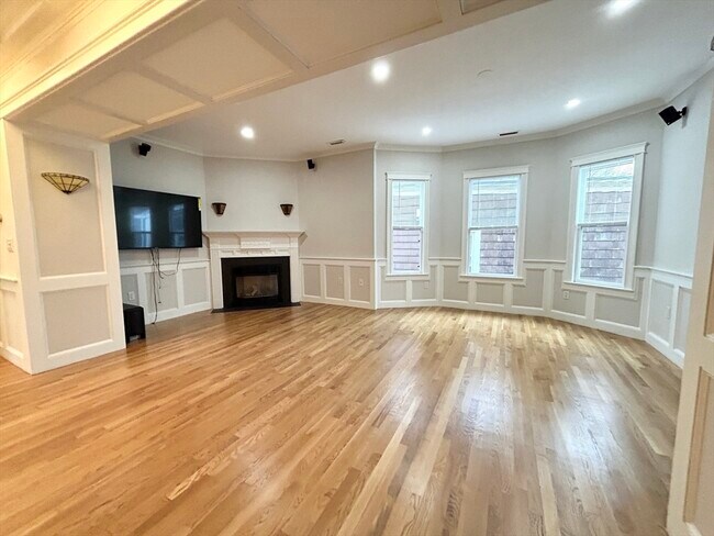 Foto del edificio - 12 Buttonwood St