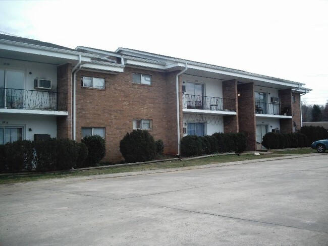 Old Town Apartments Rentals WinstonSalem, NC