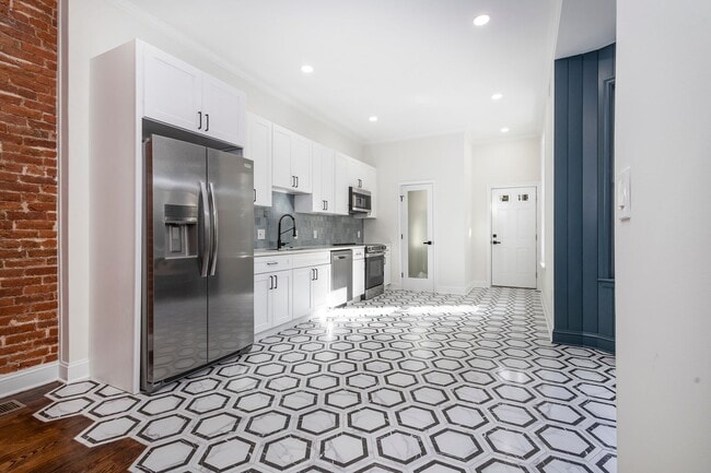 Photo - 1925 N 32nd St Apartment