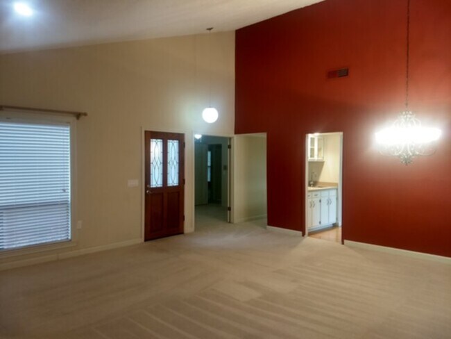 Building Photo - 8407 Capricorn Dr