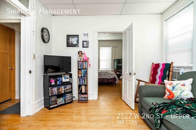 Foto del edificio - 2527 W 2nd St