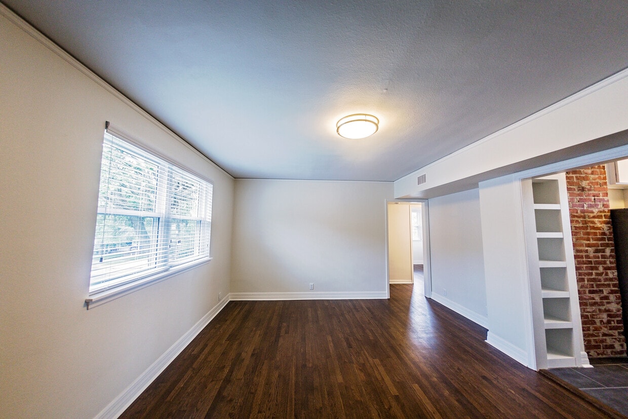 Foto principal - 847 Highland Ave