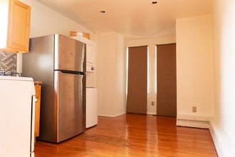 Building Photo - 4837 Parrish St