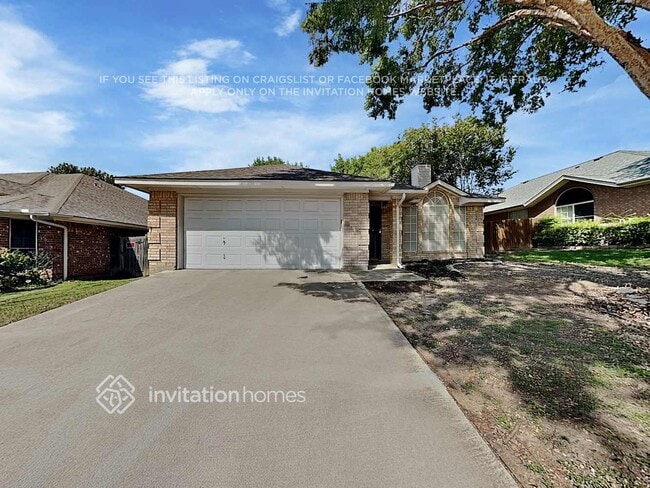 Building Photo - 3717 Tulip Tree Dr