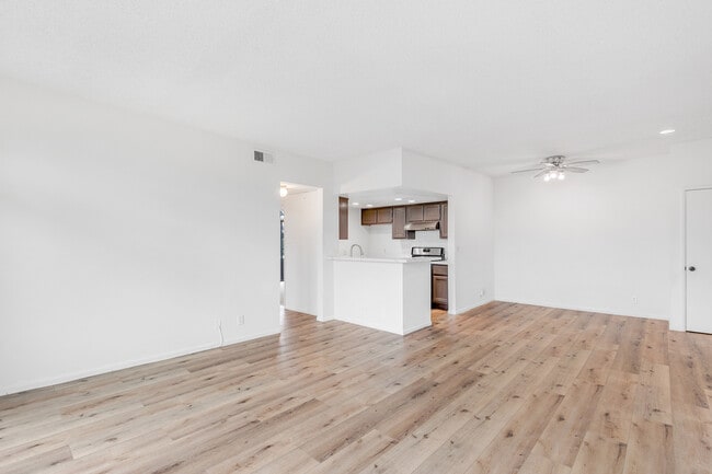 Building Photo - 14400 Dickens St