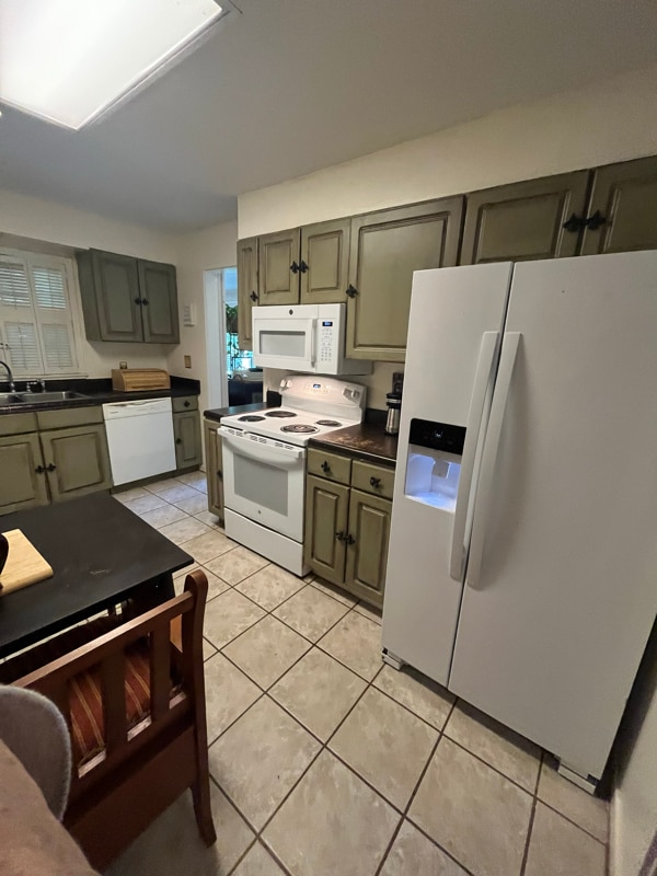 Foto del edificio - 315 Bomar Pl