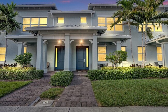 Photo - 1300 Eucalyptus Dr Townhome