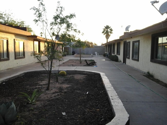 Building Photo - Sunset Acres