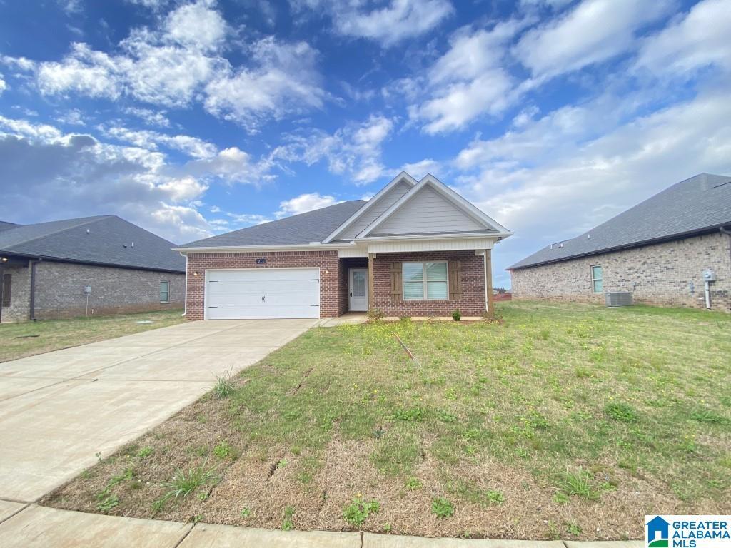 Foto principal - 211 John Harold Dr