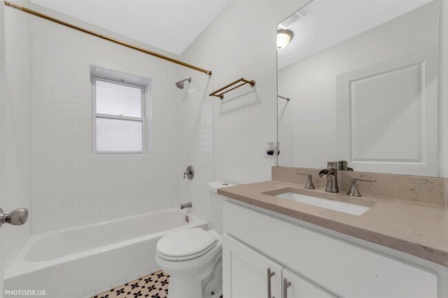 Foto del edificio - 6711 S Paxton Ave