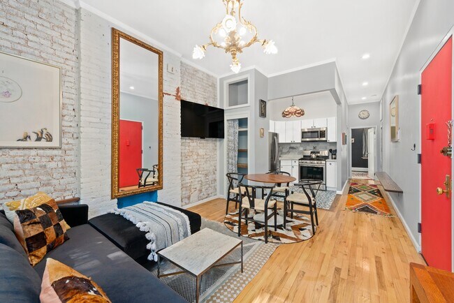 Building Photo - 227 Edgecombe Ave