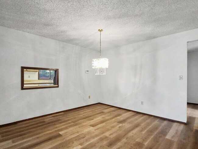 Foto del edificio - 14327 123rd Ave NE