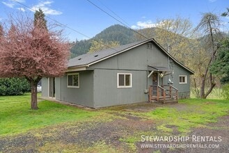 Building Photo - 48172 Lauren Dr