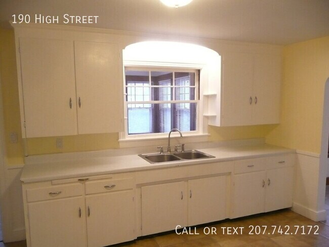 Foto del edificio - 190 High St