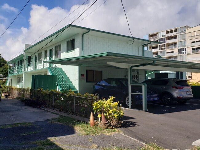 Building Photo - 734 Ekela Ave