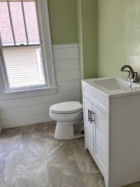Bathroom - 2314 S Burdick St