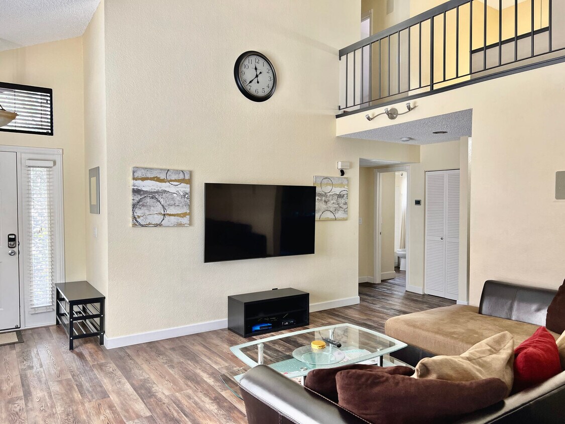 Foto principal - 3403 Ridgecrest Dr