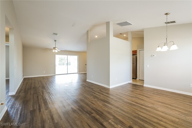 Building Photo - 3201 42nd St SW