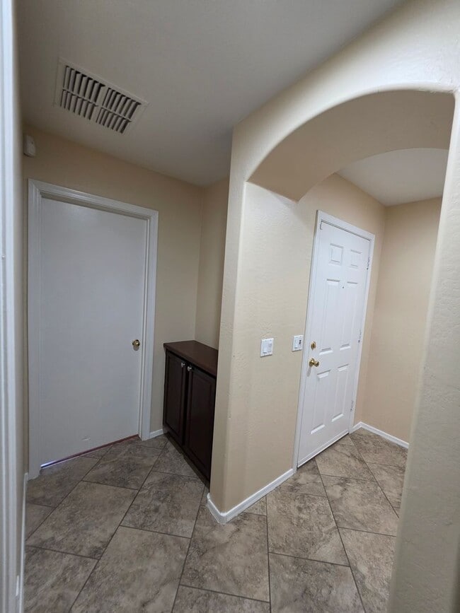 Foto del edificio - 7805 S 48th Ln