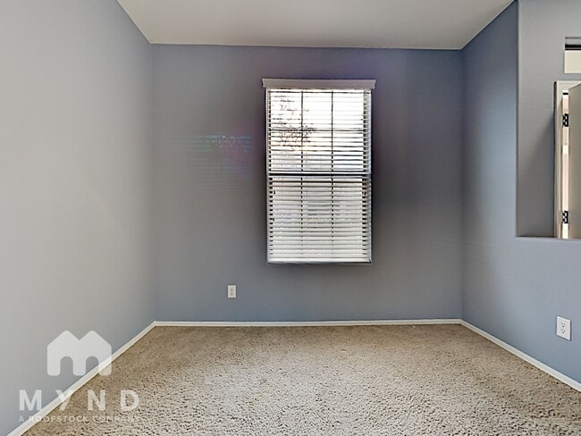 Building Photo - 3694 E Yeager Dr