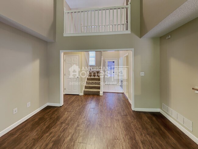 Foto del edificio - 3782 Deercreek Drive