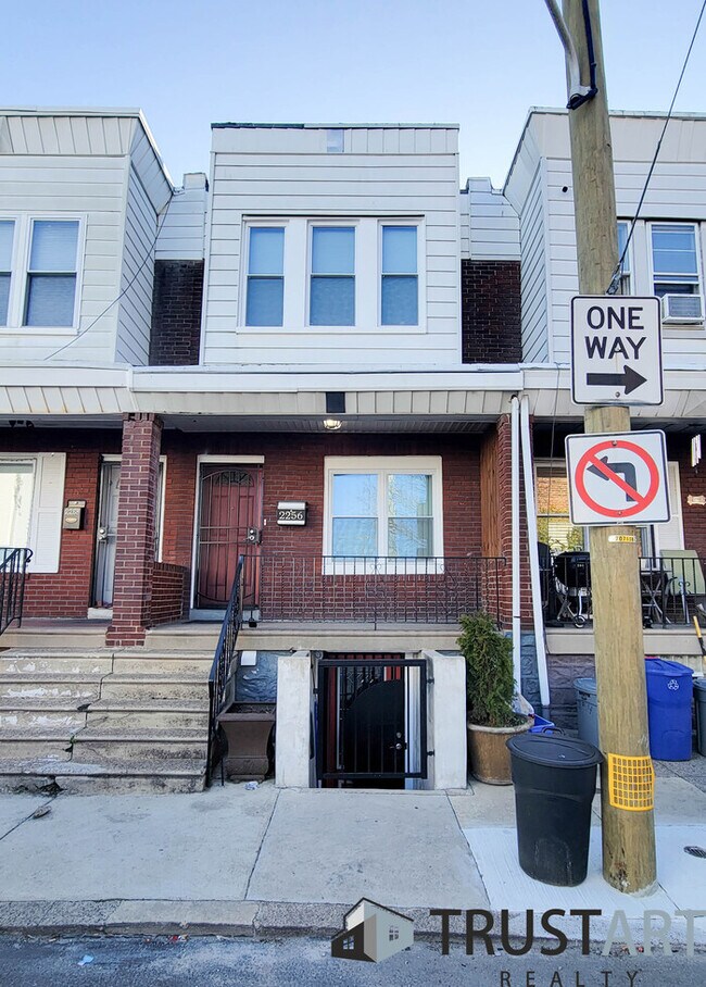 3 bedroom house in Port Richmond House Rental in Philadelphia, PA