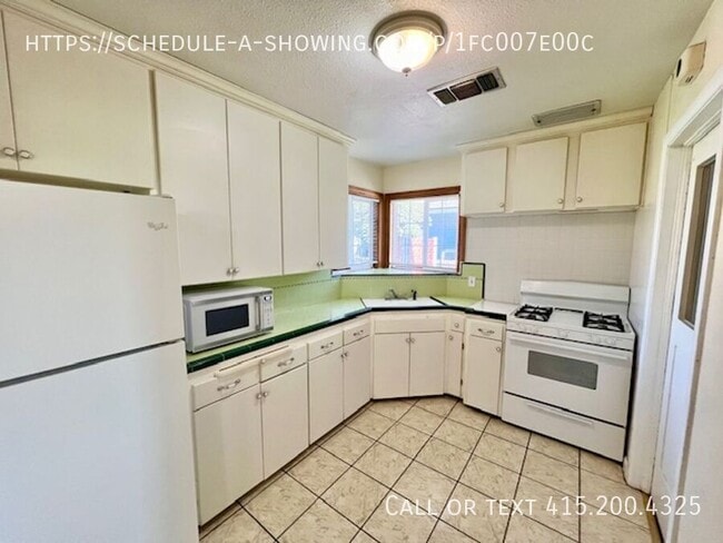 Foto del edificio - 1720 Cherry Ave
